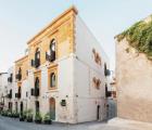 Alba Palace